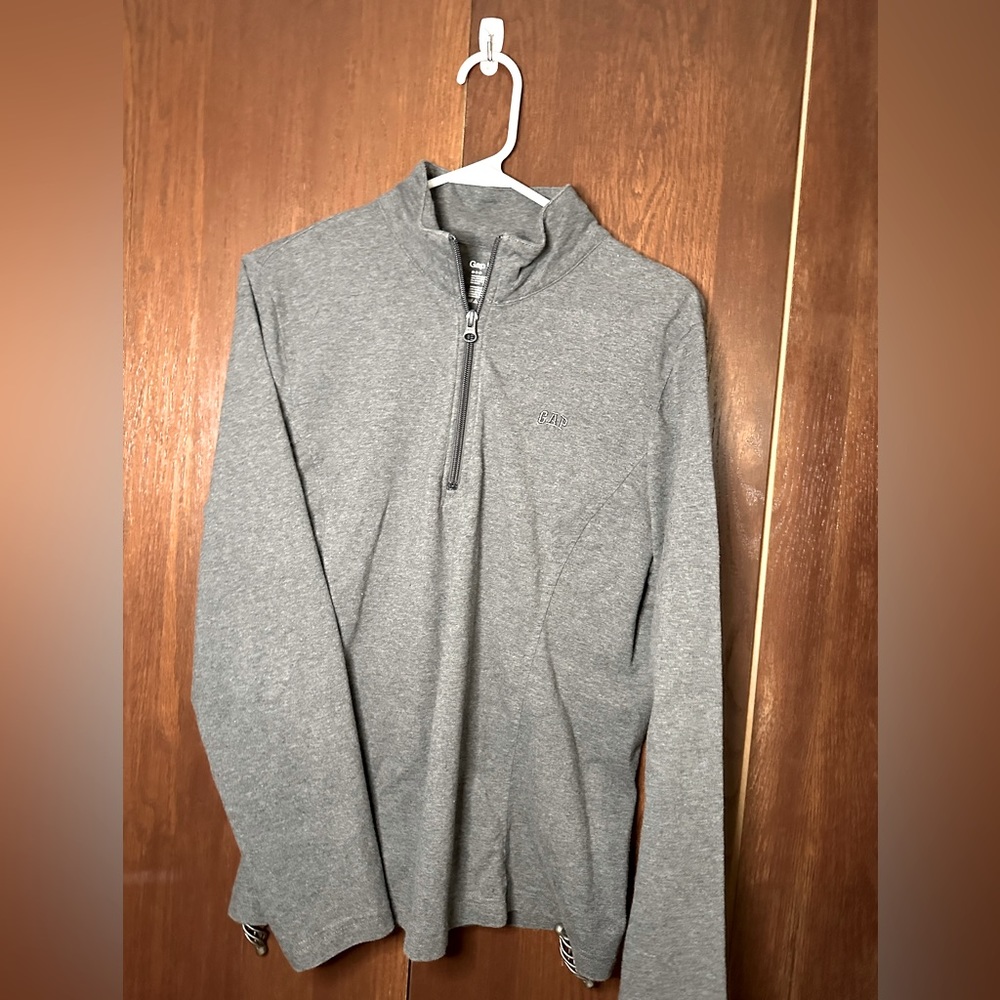 Gray Gap pullover large